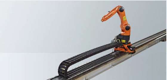 KUKA liniowy slajd KL 100 robot biegnie na dodatkowej osi