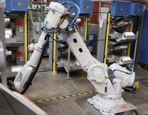 Roboty przegubowe IRB 5710-110 zaawansowane funkcje elastyczność
